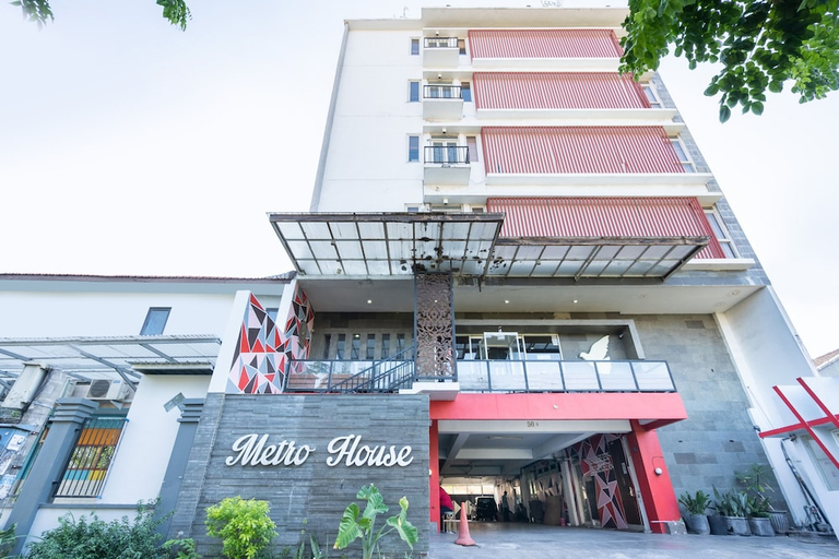 Exterior & Views 3, Flagship 91863 Metro House, Surabaya