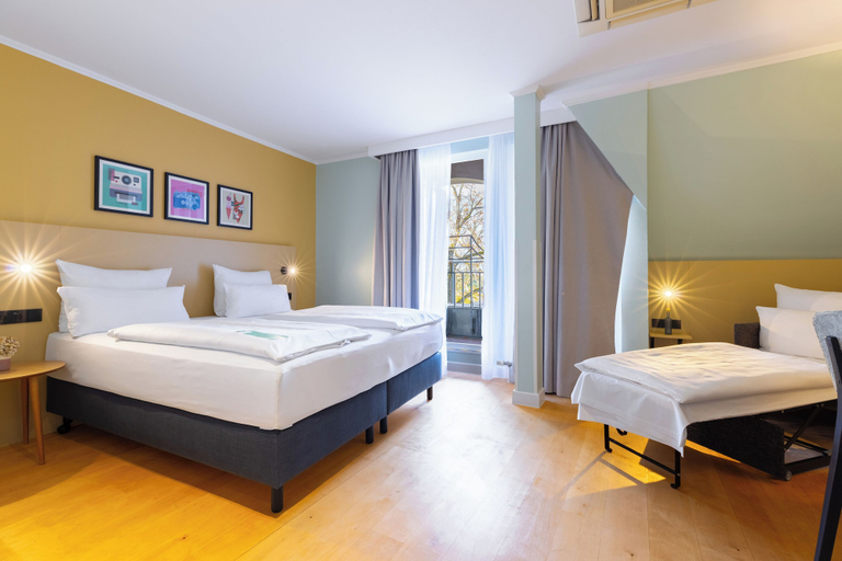 Bedroom 2, Garner Hotel Berlin Messe by IHG, Berlin