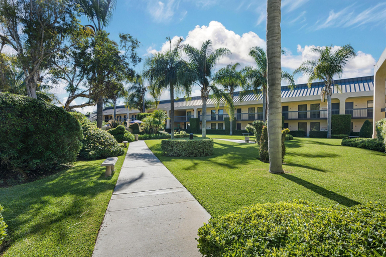 Exterior & Views 2, Best Western Plus South Coast Inn, Santa Barbara