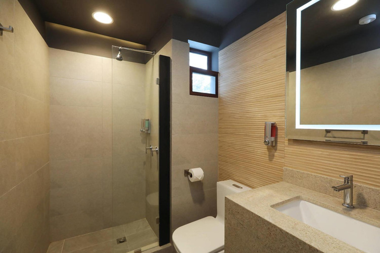 Bathroom 5, Clarion Hotel Real Tegucigalpa, Distrito Central