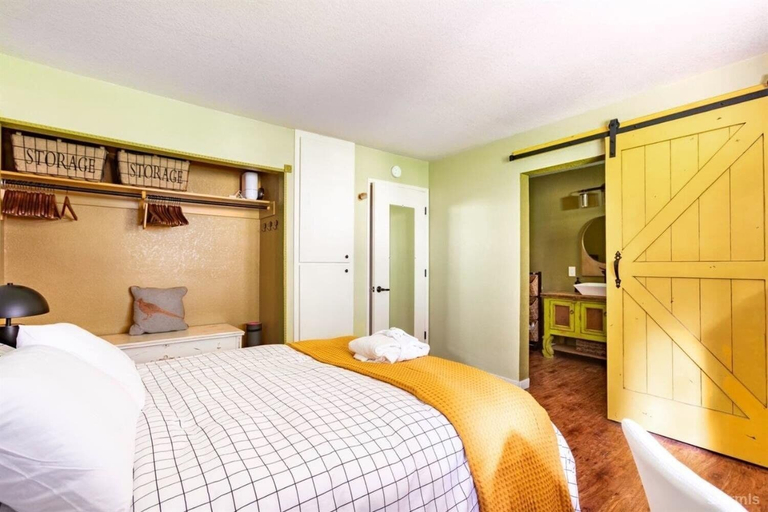 Room 3, 3390 Pine Hill Road 2 Bedroom Home, El Dorado