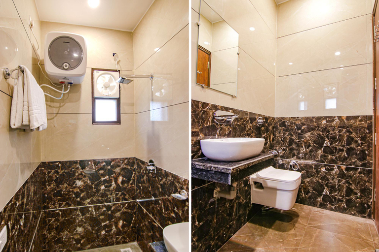 Bathroom, FabHotel Aryan Grand, Amritsar