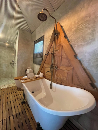 Bathroom, The Farmhouse at Polo Escape, Sattahip