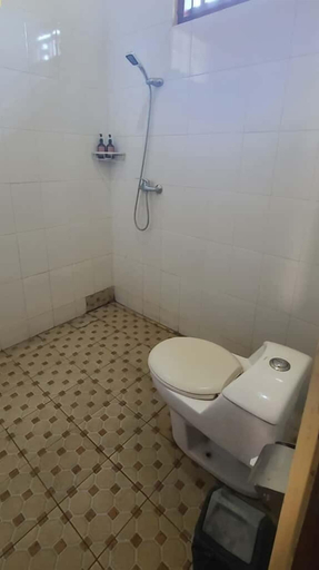 Bathroom 4, Hotel Mylovina, Buleleng