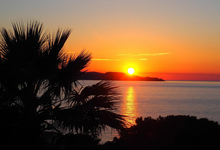 Room 2, Mor310-t2 Neuf vue mer Jardin Jacuzzi 100m Plage, Haute-Corse