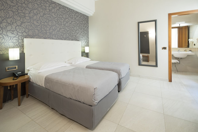 Bedroom 2, Hotel Astra Ferrara, Ferrara