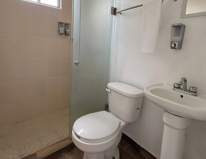 Bathroom 4, Casa Balam Cancun, Isla Mujeres