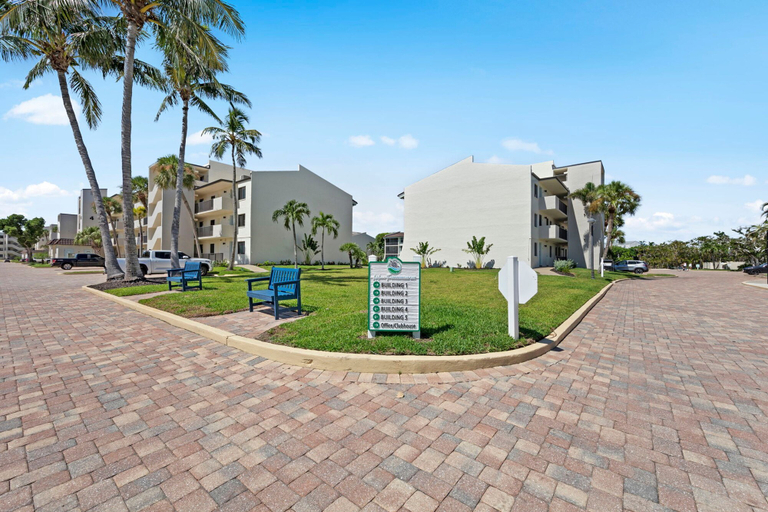 Room 5, Loggerhead Cay 472 - Beach Front Pet-friendly, Lee