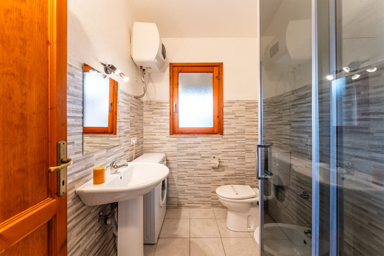 Bathroom 3, Residenze Gallura, Nuoro