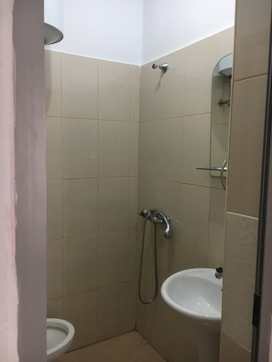 Bathroom, Star hotel, Tiranës
