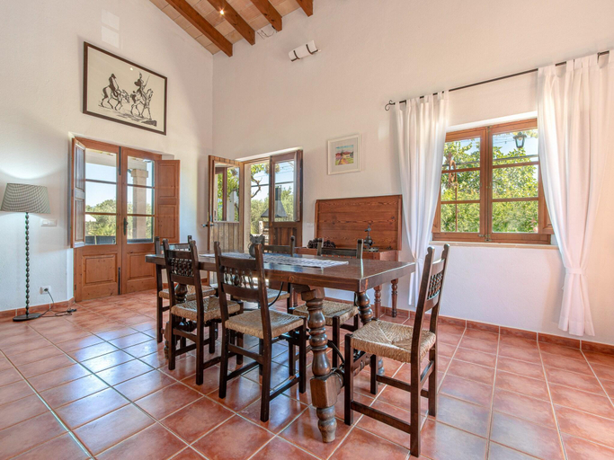 4, Villa in Alcudia with Private Pool Terrace, Baleares