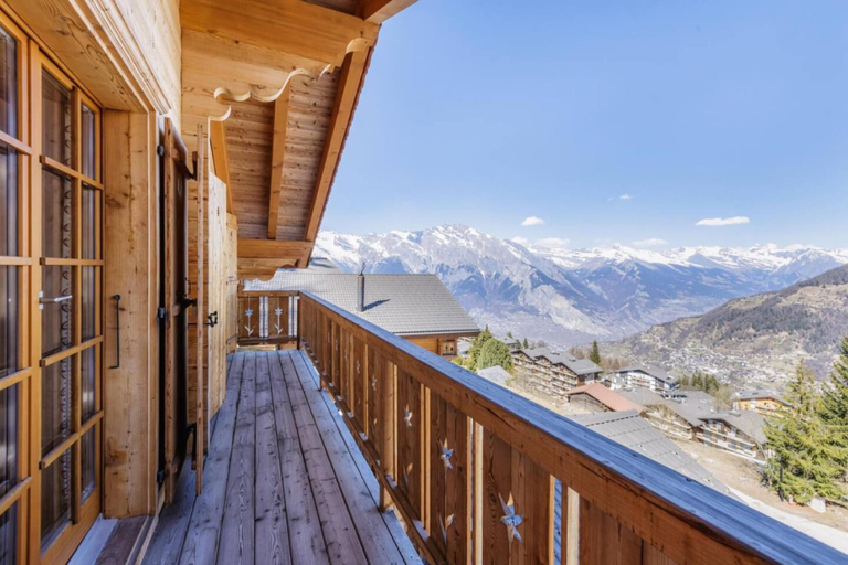 Others 2, Luxury 10 pax Chalet With Incredible Views Garage, Martigny