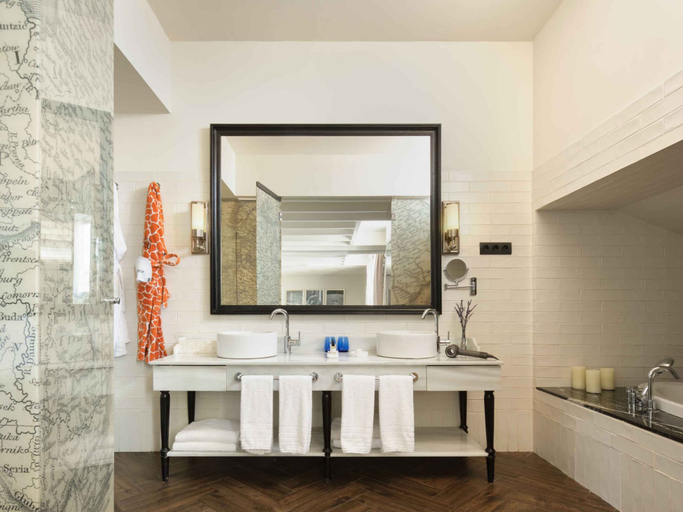 Bathroom 4, Only YOU Boutique Hotel, Madrid