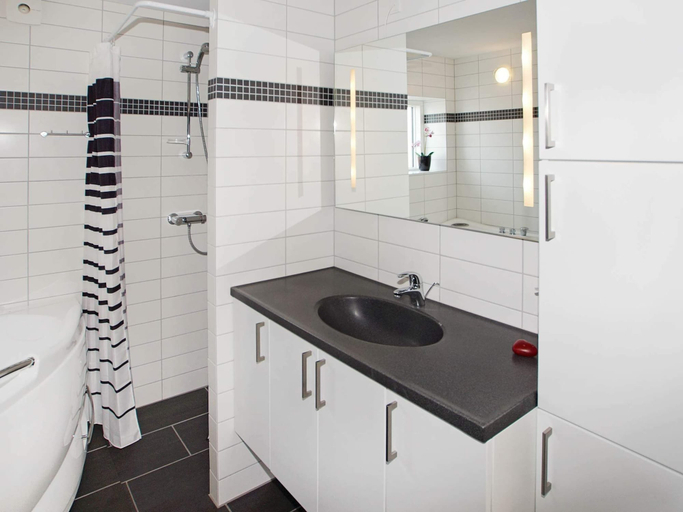 Bathroom 5, 4 Star Holiday Home in Hemmet, Ringkøbing-Skjern