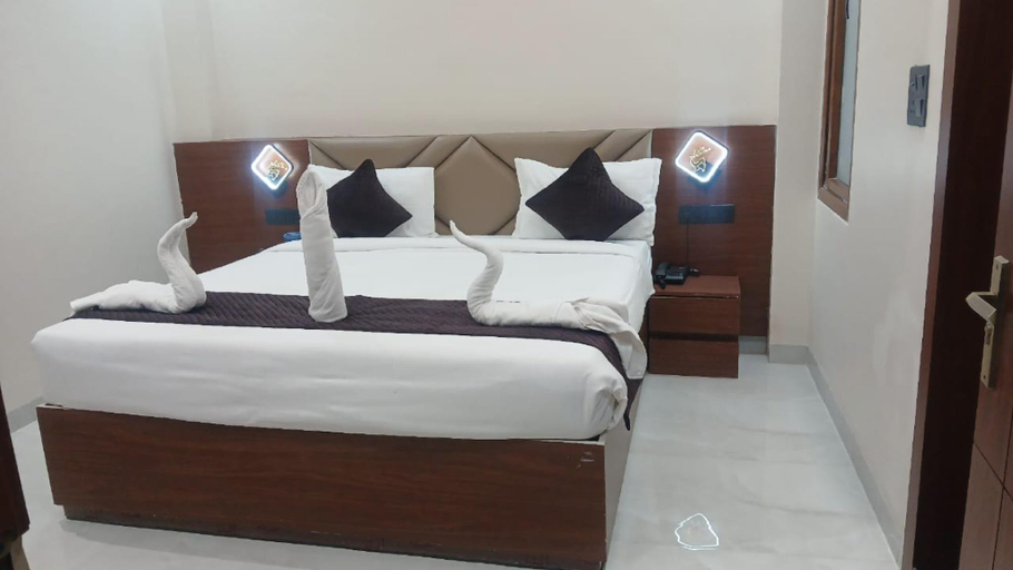 Bedroom 2, Hotel Prem Ratan Residency Vrindavan, Mathura