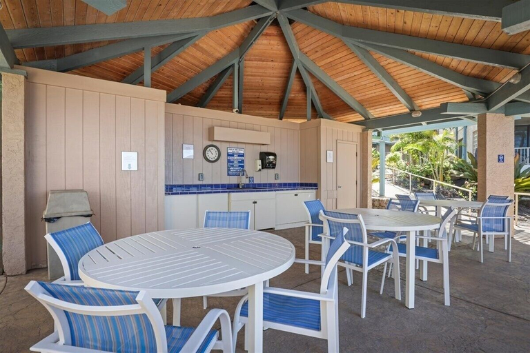 Outdoor dining 2, Kona Reef F22 1 Bedroom Condo, Hawaii