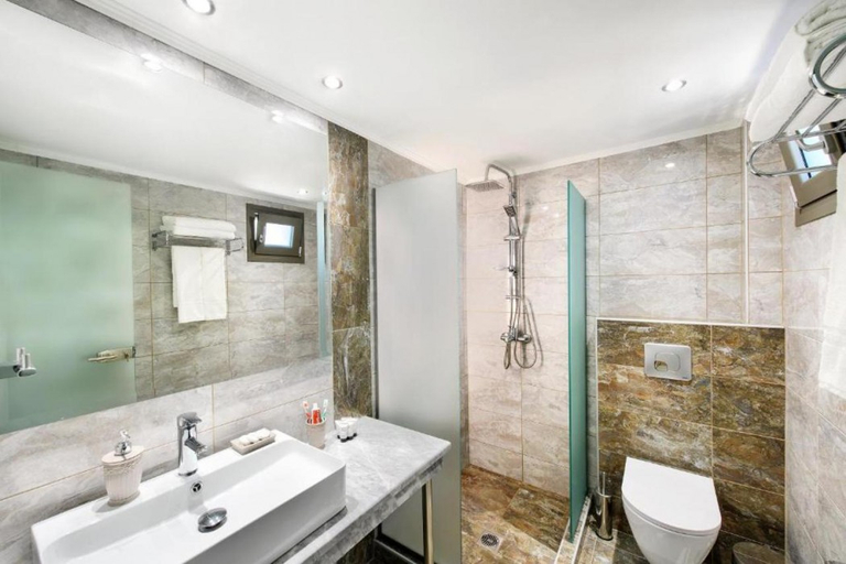 Bathroom, Aphrodite Of Thassos, East Macedonia and Thrace