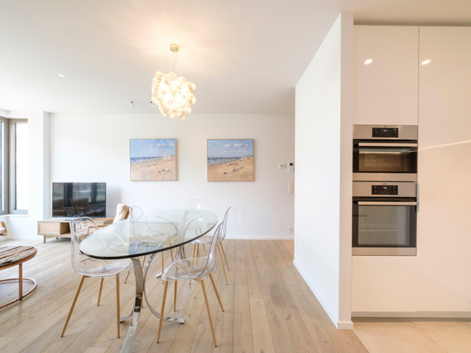 3, Apartment in Belgium with Stunning Sea View, West-Vlaanderen