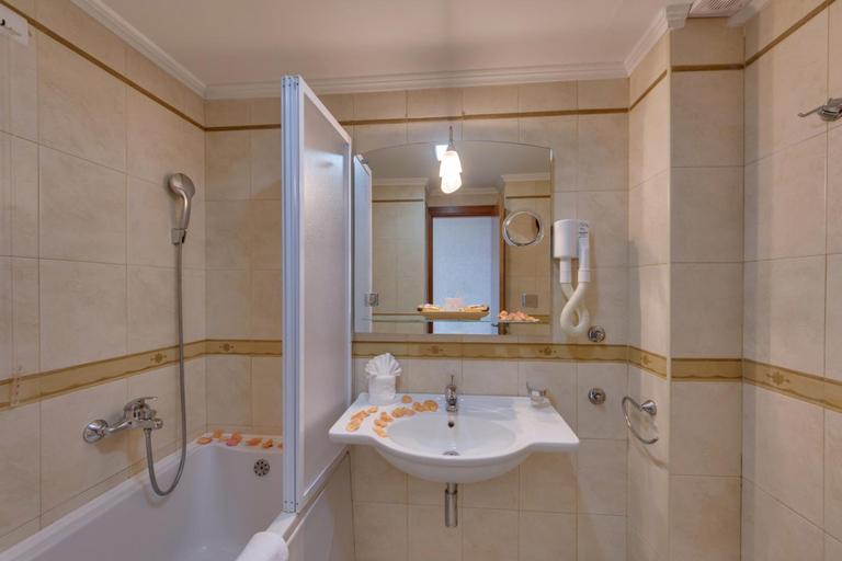 Bathroom 5, Mediteran Wellness & Spa, Congress center