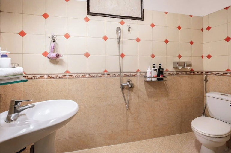 Bathroom 4, A25 Hotel - Doi Can 1, Ba Đình