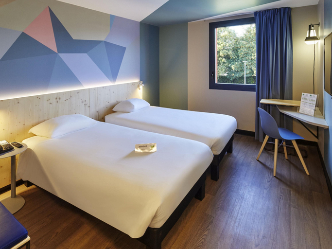 Bedroom 3, ibis Styles Évry Lisses, Essonne