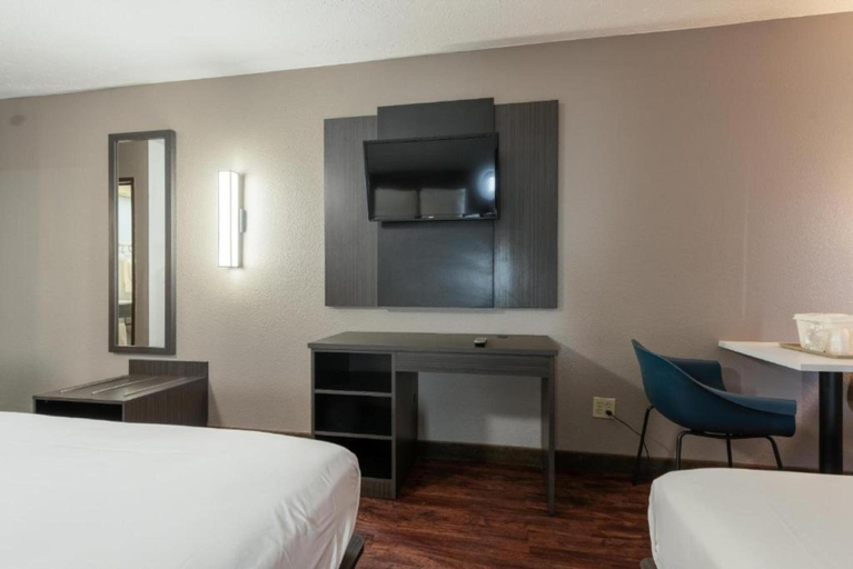 Bedroom 3, Studio 6 Limon, CO – I-70, Lincoln