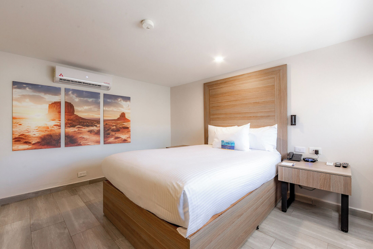Bedroom 3, Comfort Inn Hermosillo Pitic, Hermosillo
