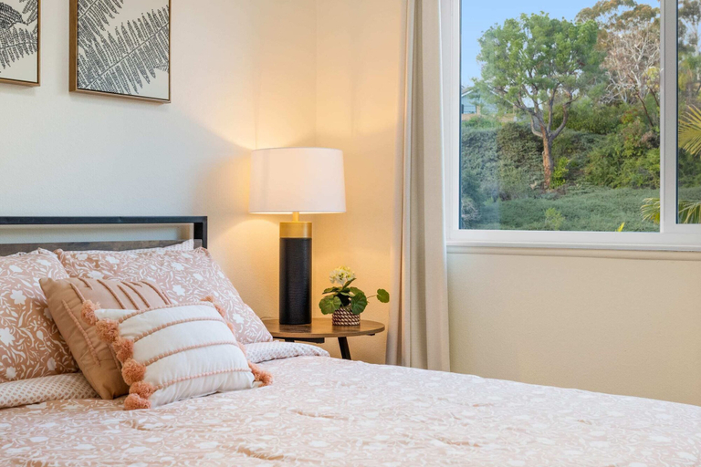 Room 3, @ Marbella Lane - Cozy Gem Near Nature Trails, Los Angeles