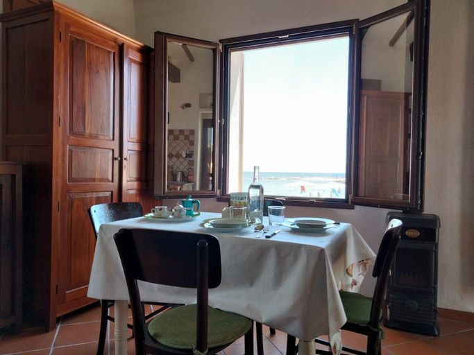 Room 4, Fsg-pint01sp House BY THE SEA, Nuoro