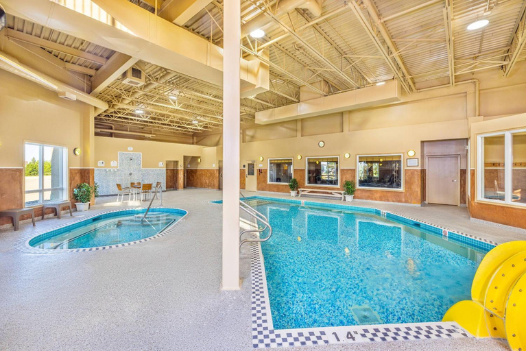 Sport & Beauty 2, Quality Inn & Suites Rimbey, Division No. 8