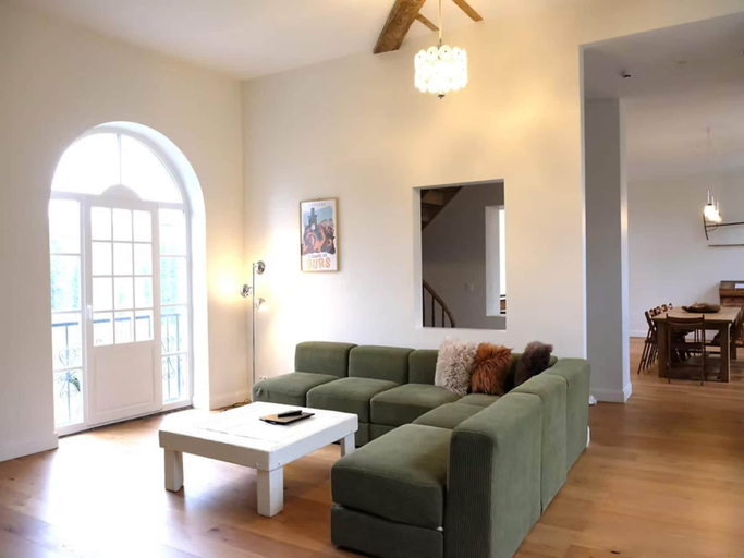 Living room 3, 3-bedroom Holiday Home With Panoramic View, Namur
