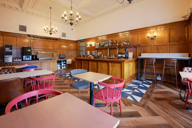 Food & Drinks 5, Travelodge Edinburgh Haymarket, Edinburgh