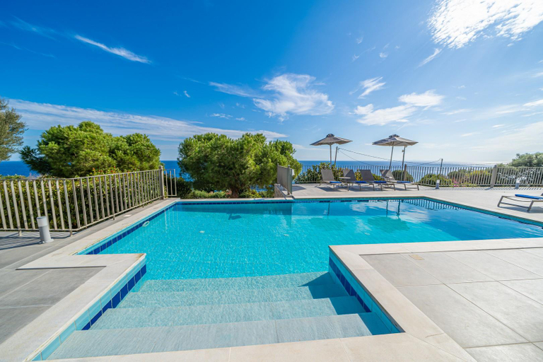 2, Villa Niki with swimming pool, Ionian Islands