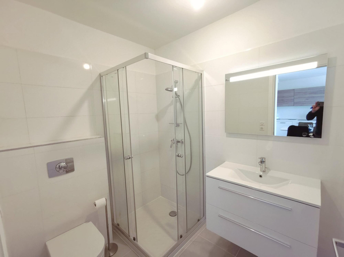 Room 4, Mor308-t2 St-florent Neuf acc s Priv Plage 100m, Haute-Corse