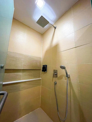 Bathroom 5, Summit Ridge Tagaytay by ZUZU, Tagaytay City