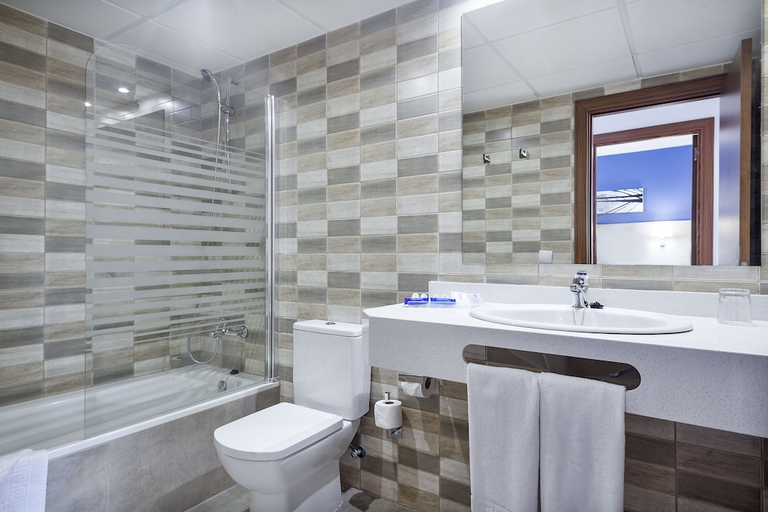 Bathroom 3, Apartamentos Best Pueblo Indalo, Almería