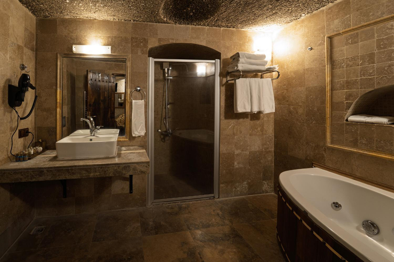 Bathroom 3, Grand Cave Suites, Nevşehir