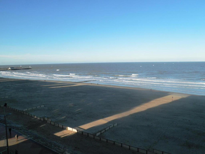 5, Apartment in Blankenberge with Sea Views, West-Vlaanderen