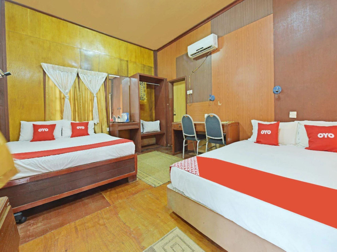 Bedroom 4, Pelangi Beach Resort , Kuantan