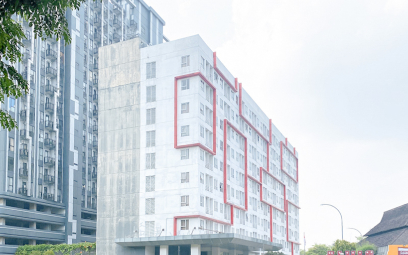 Others 2, Good Studio (No Kitchen) at Elvis Tower Apartment By Travelio, Cikarang