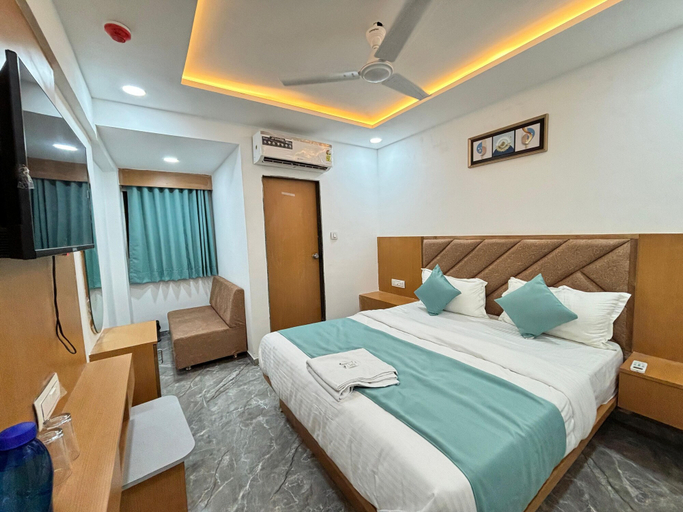 Room 1, Hotel Sun Pride, Ahmadabad