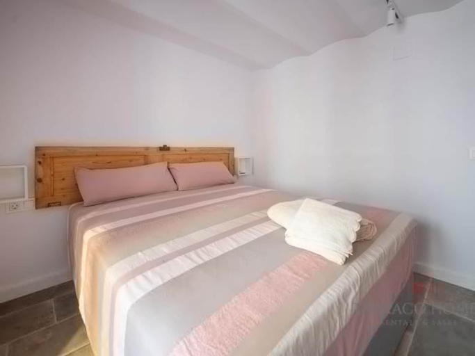 Room 2, Th56a Apartamentos Murmur la Font, Tarragona