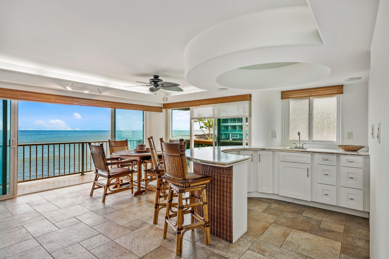 Interior 2, Alii Hale 4 Bedroom Home, Hawaii
