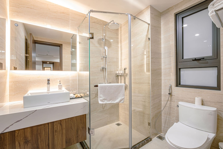 Bathroom 5, Ostara Hotel & Apartment, Ngô Quyền