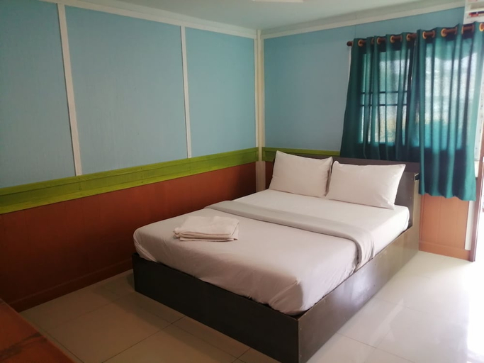 Bedroom 4, Nang Phraya Resort, Phayuha Khiri