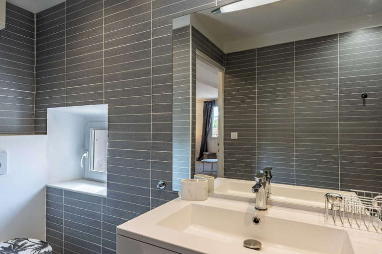 Bathroom 2, Superb Flat - AC- 1BR - 2P - Saint-tropez, Var