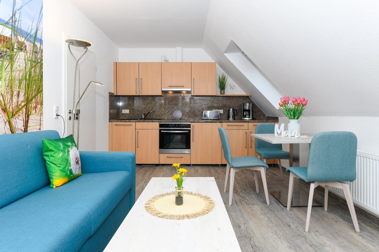 Living room 2, Gemuetliche Ferienwohnung im Obergeschoss, Bensersiel, Wittmund