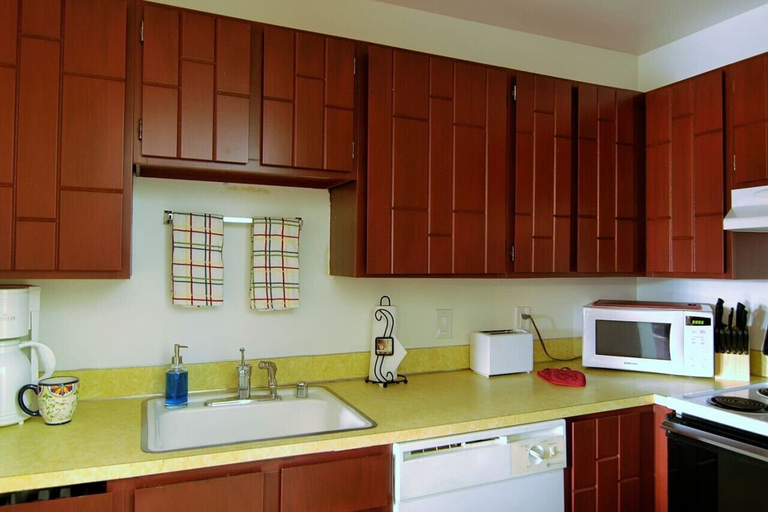 Private kitchen 1, NE 82nd St Redmond, King