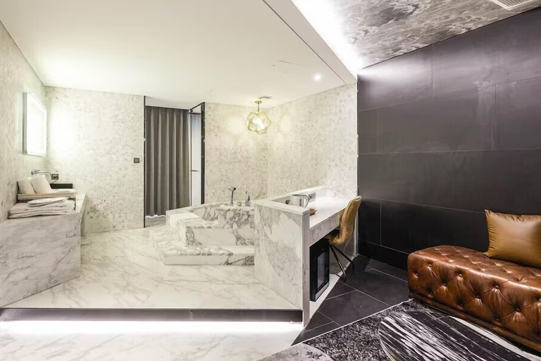 Others 4, Incheon Guwol Hotel Bay 204, Namdong