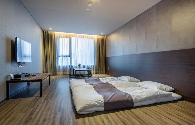 Bedroom 2, With City Hotel, Jeju